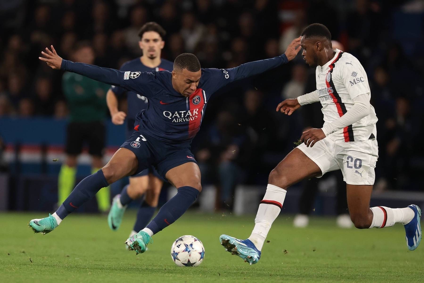 斯作出多次 斯作出多次