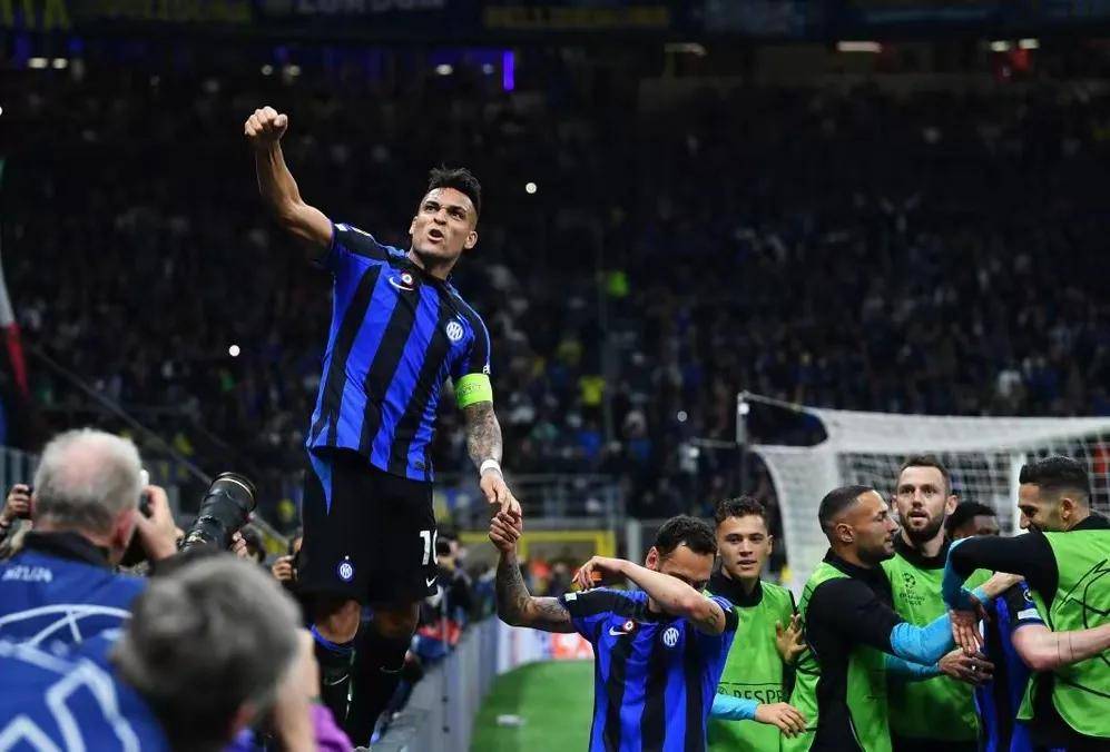 其精彩的扣 其精彩的扣