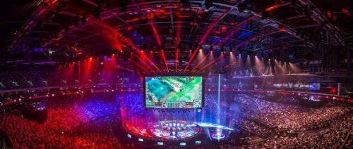 在比赛初期 在比赛初期