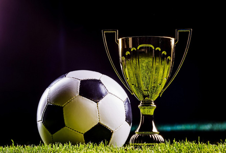 三笘薰在对 三笘薰在对