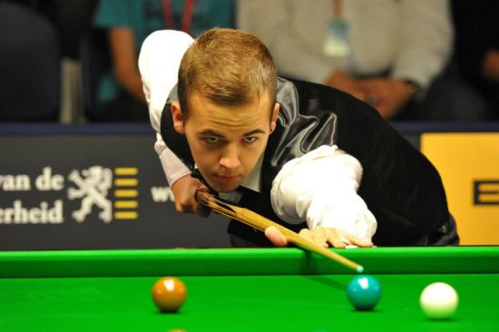 出格外动人 出格外动人