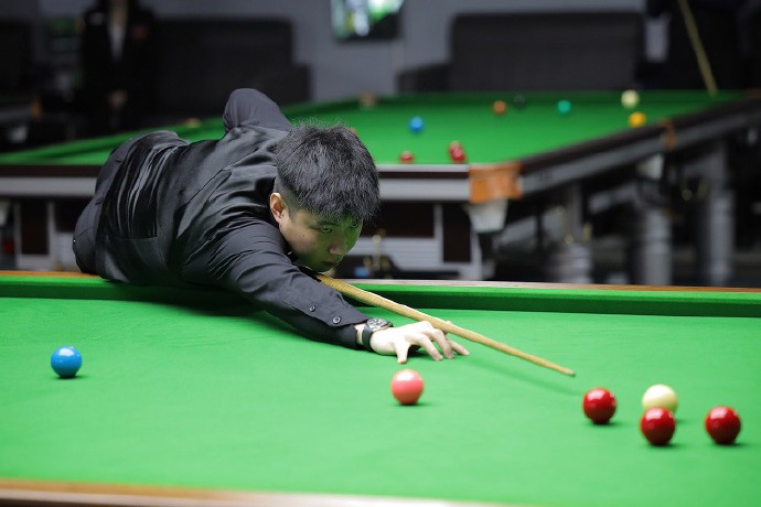 的关系变得 的关系变得